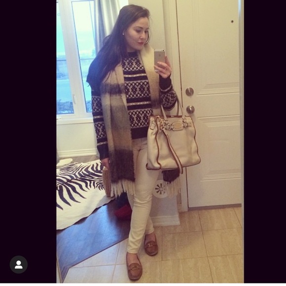 Michael Kors ivory tote - Picture 6 of 8